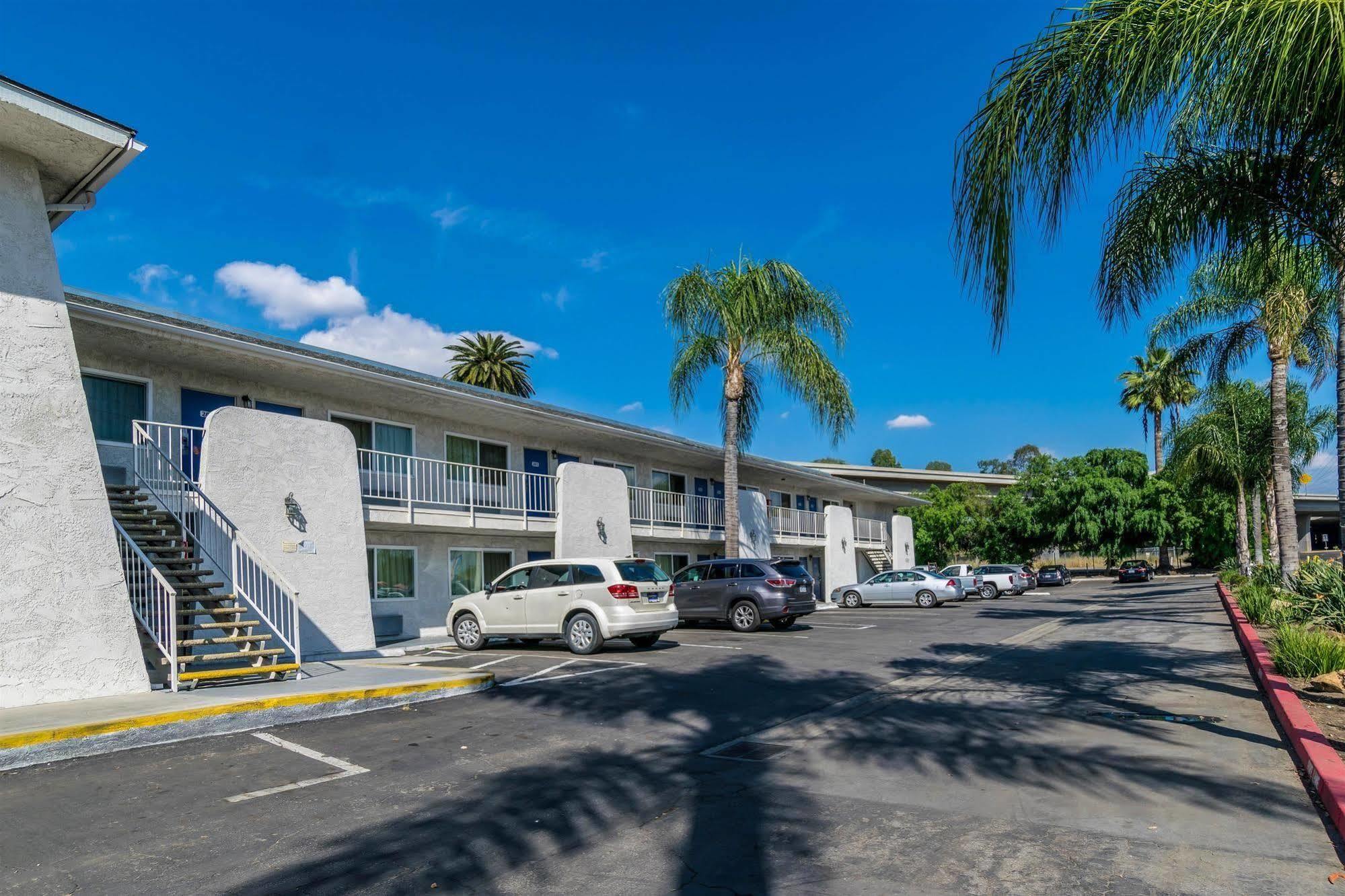 Motel 6-Redlands, Ca Kültér fotó